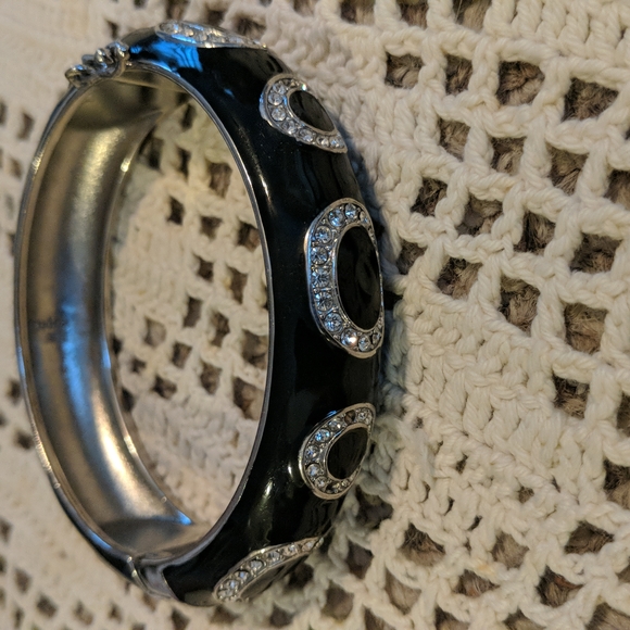 Lia Sophia Cuff - Picture 1 of 4